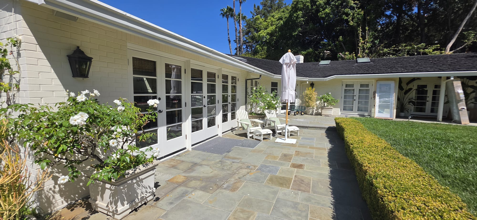 Benedict Canyon Milgard C700 Installation