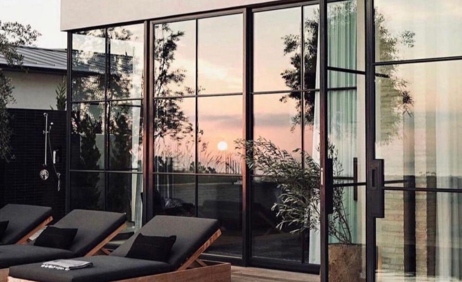 curtain wall windows